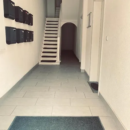 Traumhaftes 1-Zi Apartment Mit Gartennutzung Naehe Krefeld Hbf Exterior photo