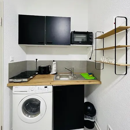 Traumhaftes 1-Zi Apartment Mit Gartennutzung Naehe Krefeld Hbf Exterior photo