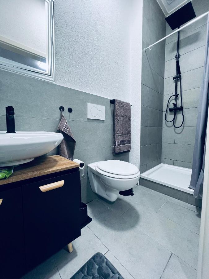 Apartment Traumhaftes 1-zi Mit Gartennutzung Naehe Hbf Krefeld