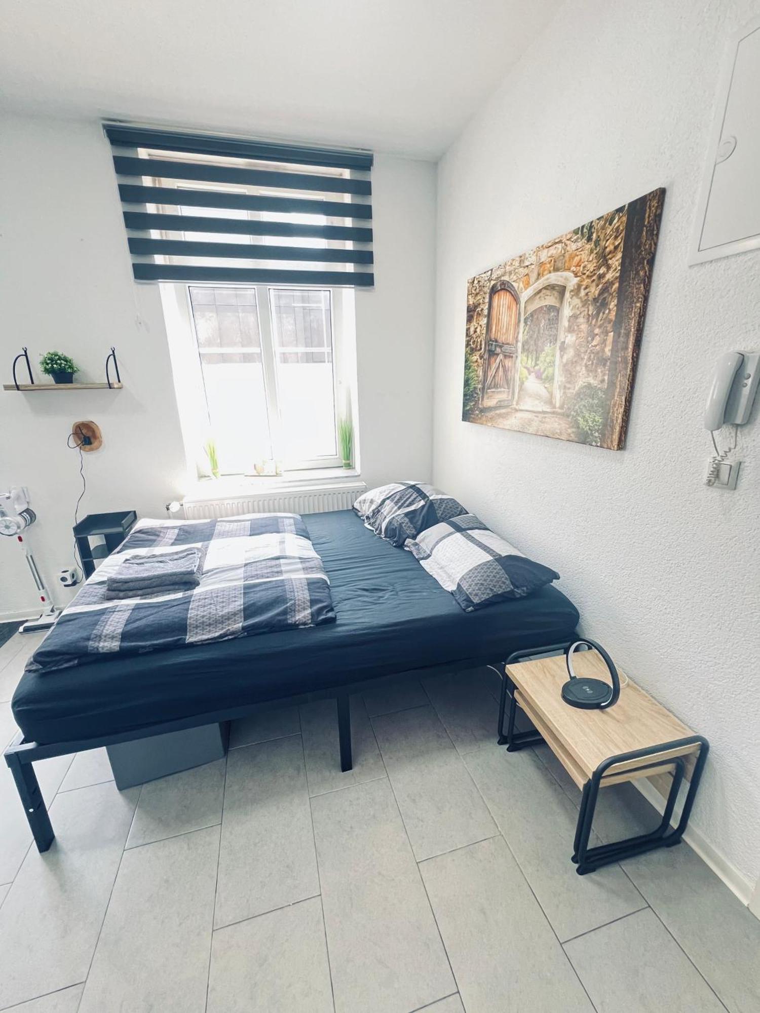 Traumhaftes 1-zi Mit Gartennutzung Naehe Hbf Appartement *